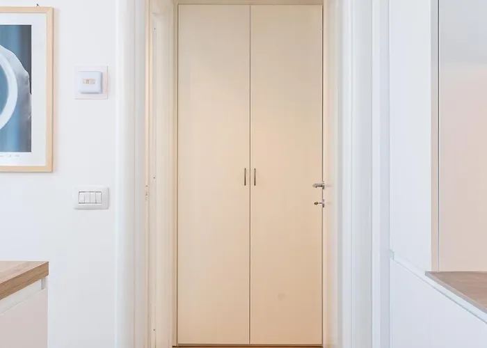 Appartement Splendid One Bedroom De Angeli 2nd Fl - Mirable Pm Milaan