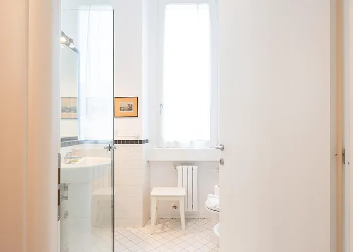 Splendid One Bedroom De Angeli 2nd Fl - Mirable Pm * Milaan