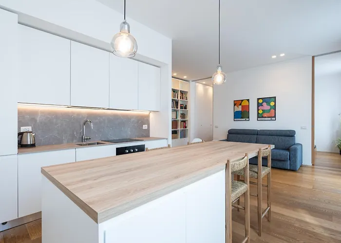 Splendid One Bedroom De Angeli 2nd Fl - Mirable Pm * Milaan