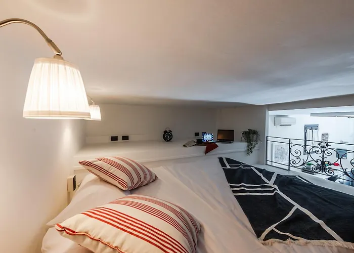 The Brick Nest - Navigli View Apartmán