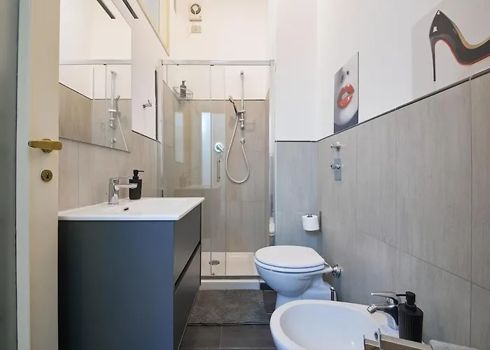 Appartamento Eleganza E Design In Pieno Centro, 10min Dal Duomo