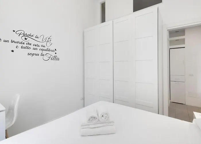 Elegant Junior Ac & Fast Wi-fi 아파트