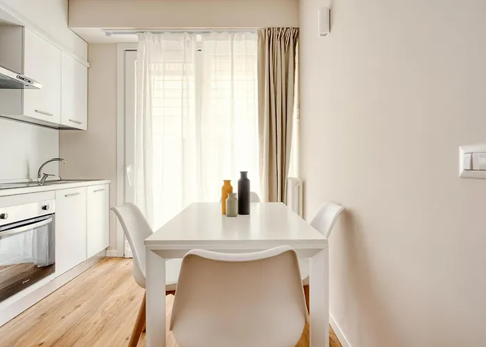 公寓 Hostmate - - Imperia's Serenity - Romolo 米兰