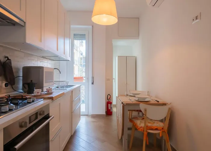 Apartment Homelovers Simple Quite Flat Sarpi Sempione Mm5 Gerusalemme Milan