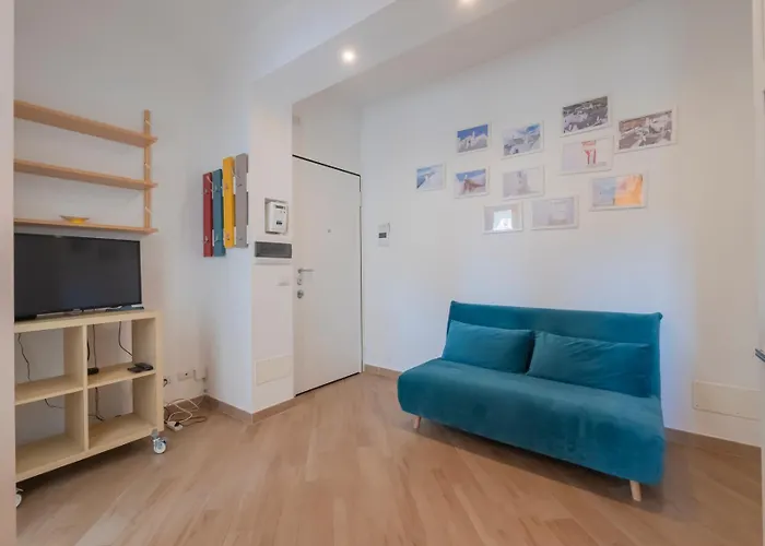 Homelovers Simple Quite Flat Sarpi Sempione Mm5 Gerusalemme *