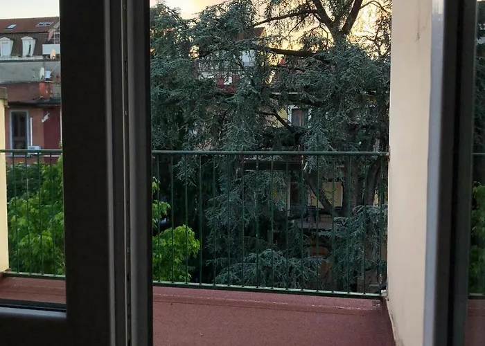 Lili House