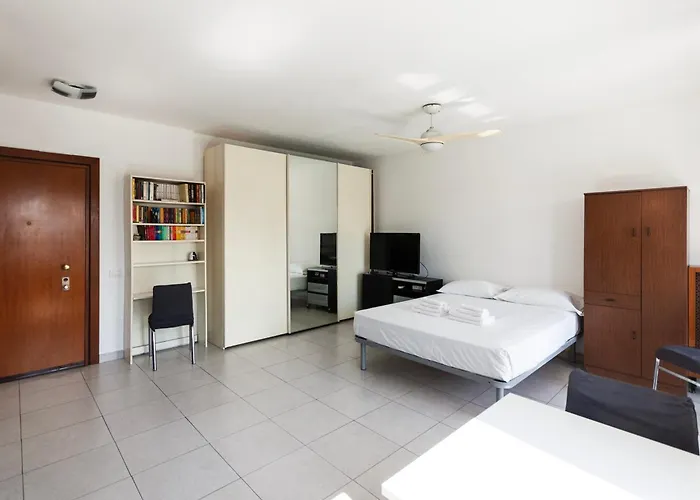 Youhosty - San Raffaele Comfort Flat Daire Milano