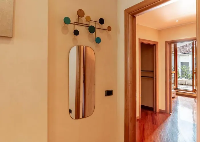 Duomo Milan-attic With Terrace-netflix And Wifi Apartmán *