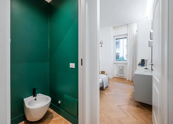 Elegant And Spacious Luxury In Bullona Appartamento Milano