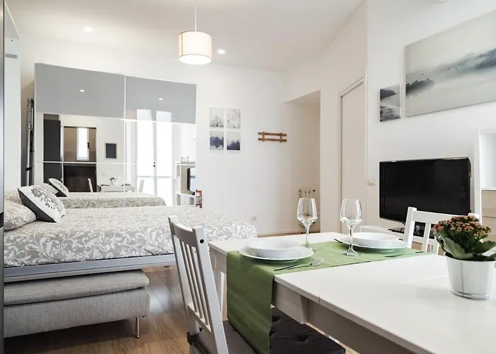 Rho Fiera-san Siro - Modern With Wifi-ac & Netflix アパート