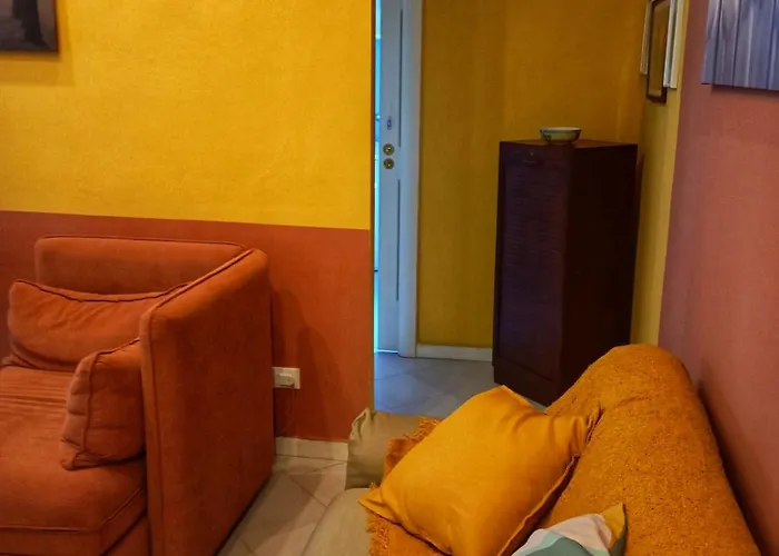 Flores Home, Boho Chic Style & Urban Comfort Navigli, Bocconi, Centro Апартаменты Милан