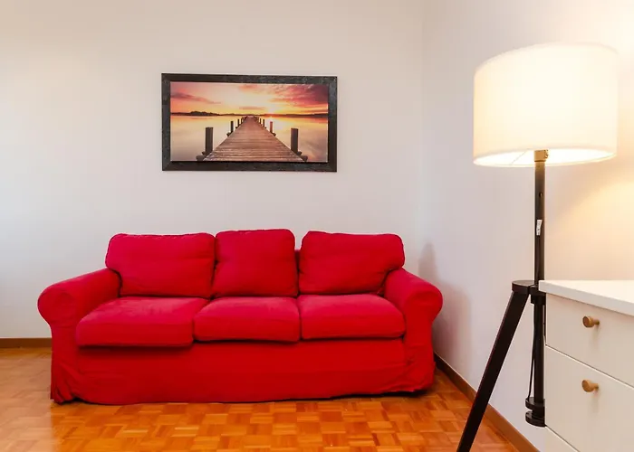 Vivimihome Gambara House 2 Minutes From The Metro דירה