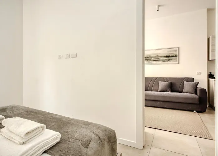 Just Urban - Modern 1-br Navigli - Metro M2 Appartement Milaan