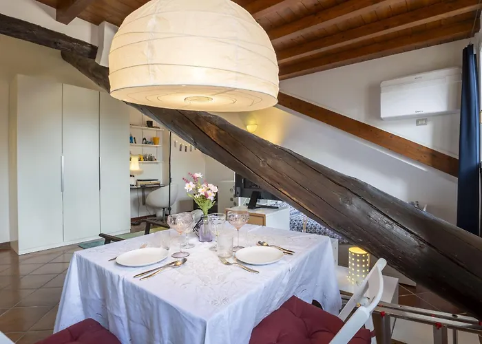 아파트 Terraggio Mansard By Interhome *