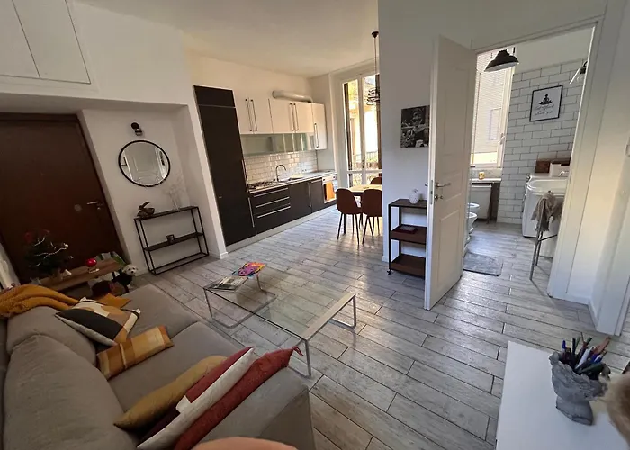 Appartement Two Steps From Station *