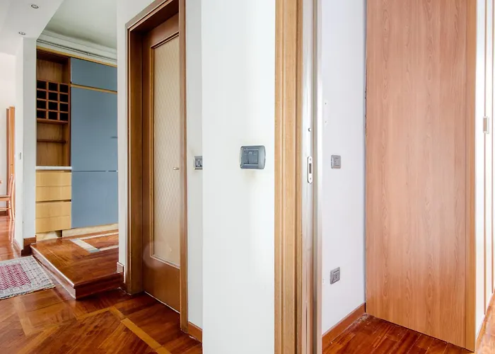 Domusmi Jenner 23 Appartement