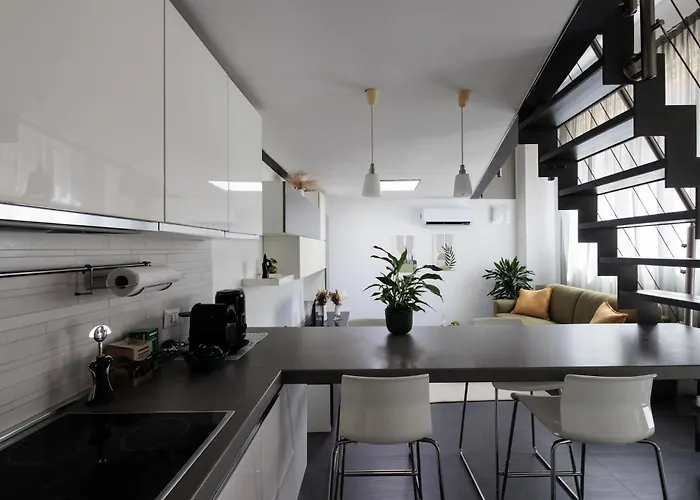 Urban House - Loft Navigli Restyled! 米兰