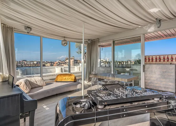 Skyjungle, Luxury Penthouse Private Pool And Appartamento Milano