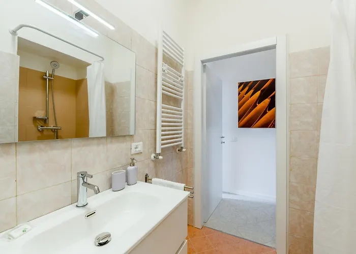 Certosa - Bright & Modern - 2 Steps From Train Station By Innstay Milán