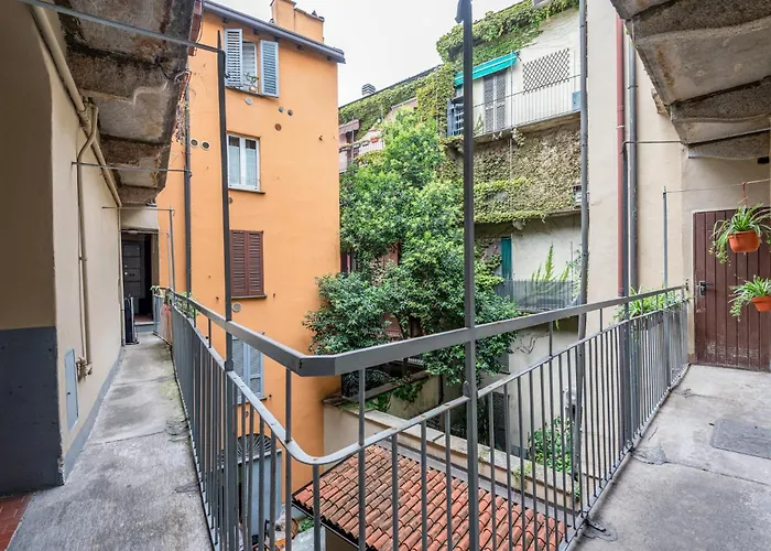 Appartement Uni Cattolica Via Novati 2 Pax Wi-fi *
