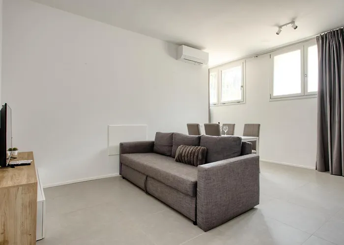 Politecnico - Elegant Urban Flat * 밀라노
