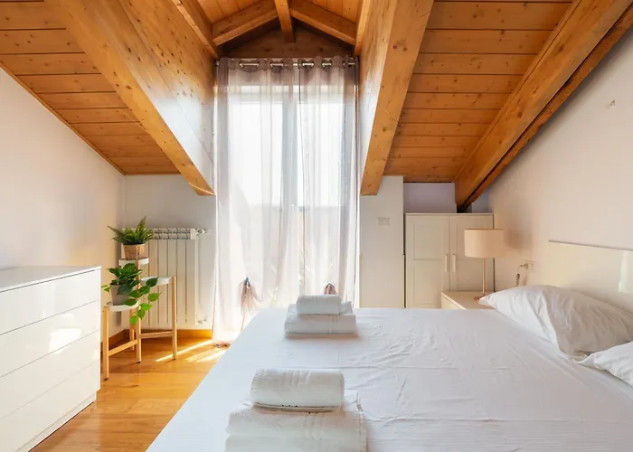 Apartmán Guesthost- Lambrate Cosy Balcony