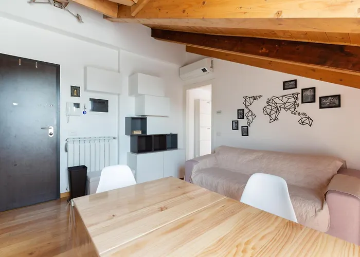 Apartmán Guesthost- Lambrate Cosy Balcony Milán