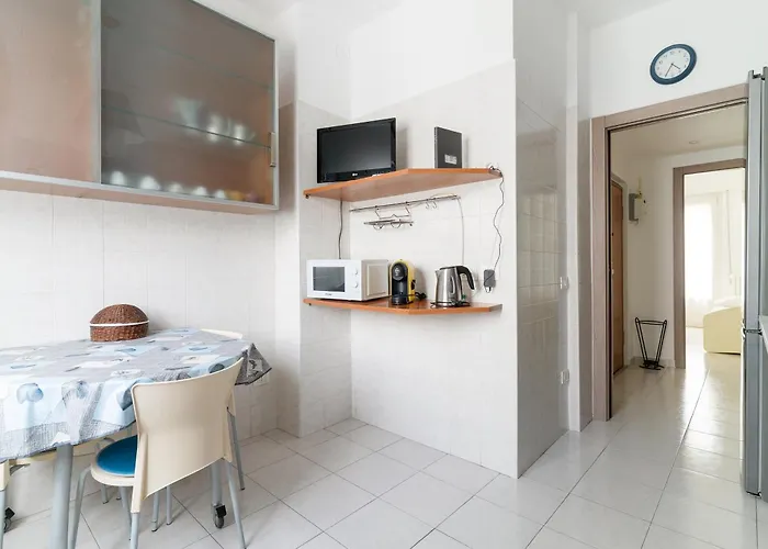 Appartement Guesthost - Piazza Abbiategrasso Chiesa Rossa *