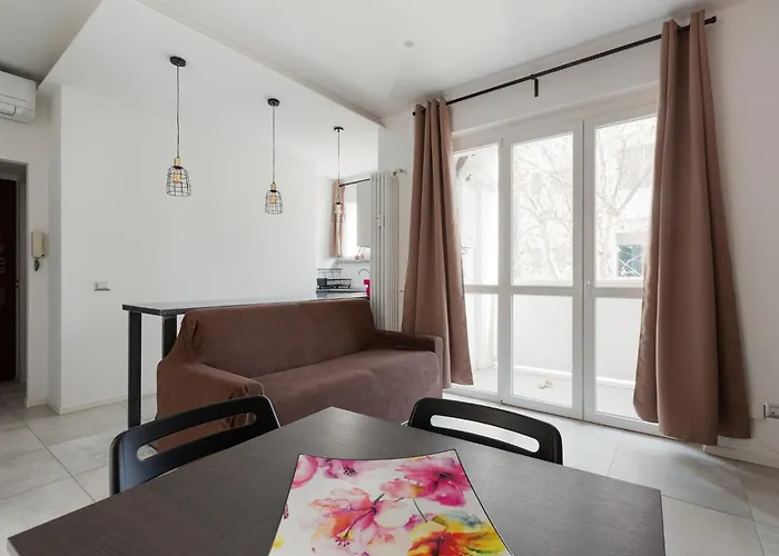Apartman Guesthost - M4 Argonne Design With Balconies *