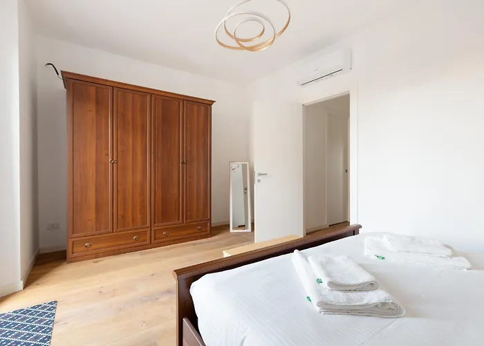 Guesthost - Cozy Near Parco Trotter * Milano