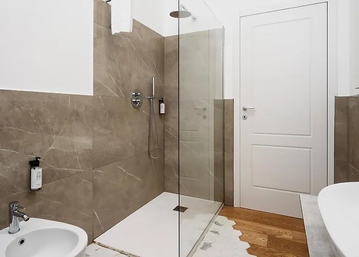 Modern Life 3 Near Fiera - 800m From Domodossola M5 아파트