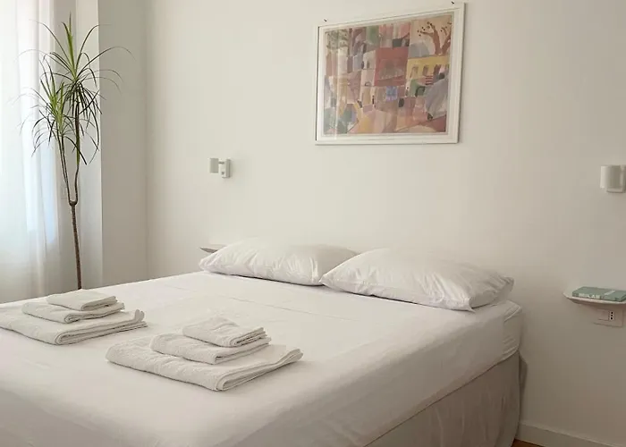Casa Leonardo - Citta Studi 밀라노