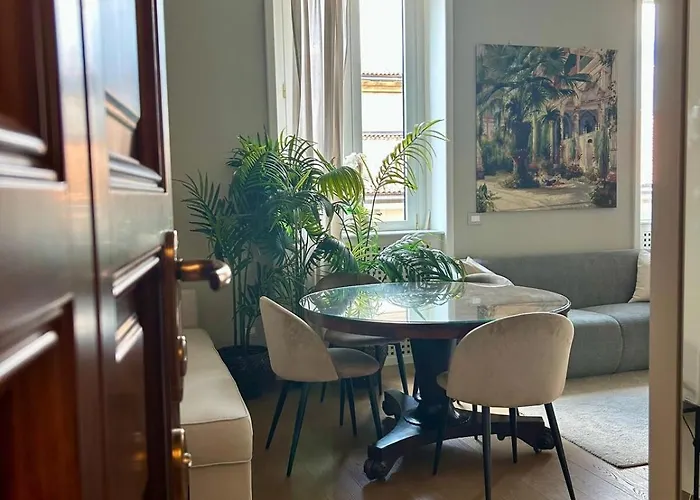 Lägenhet Il Glicine - Luxury Urban Oasis Milano