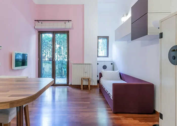 Appartamento Con Giardino Privato Vicino Stazione Lambrate - Relax E Lavoro