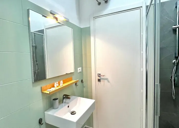 15 Minutes From The Duomo - New With Every Comfort