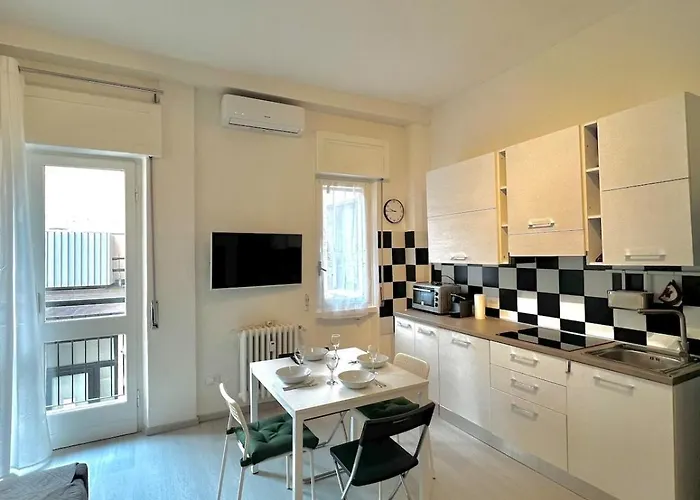 15 Minutes From The Duomo - New With Every Comfort Apartment *