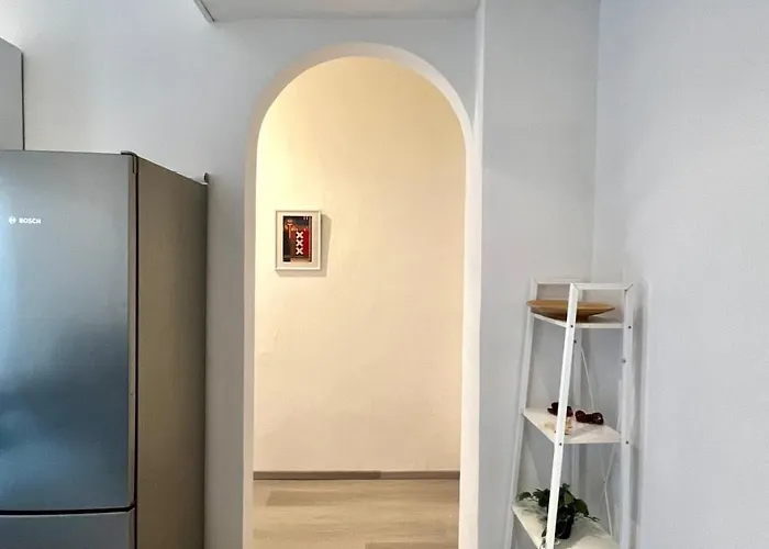 15 Minutes From The Duomo - New With Every Comfort *