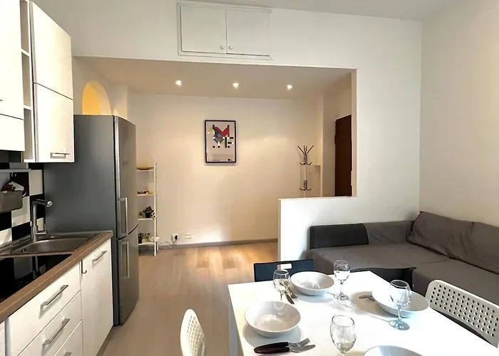 15 Minutes From The Duomo - New With Every Comfort Apartment