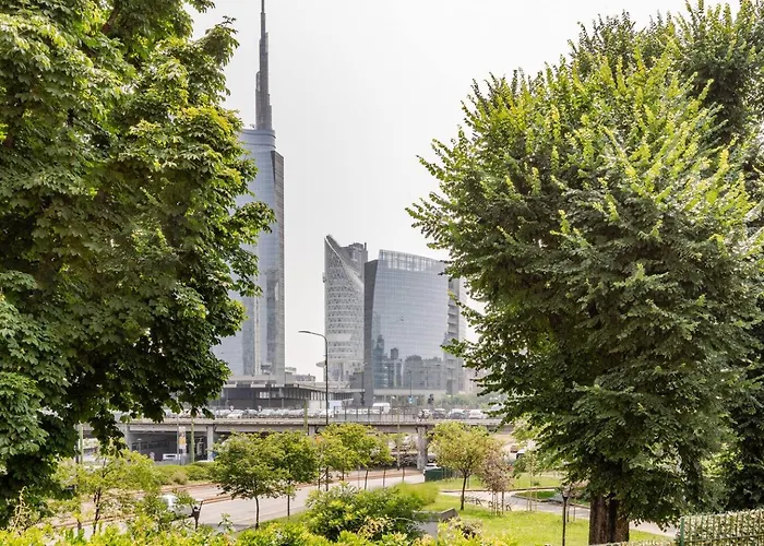 3 Min Da Stazione Garibaldi E Corso Terrazzo Apartament