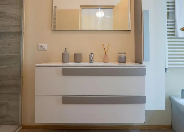 Апартаменты Near C. Buenos Aires - Wifi Ac Metro 3 Min *