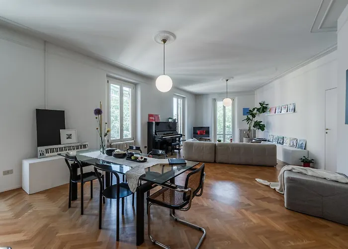 The Morning Sound - Isola Premium Penthouse