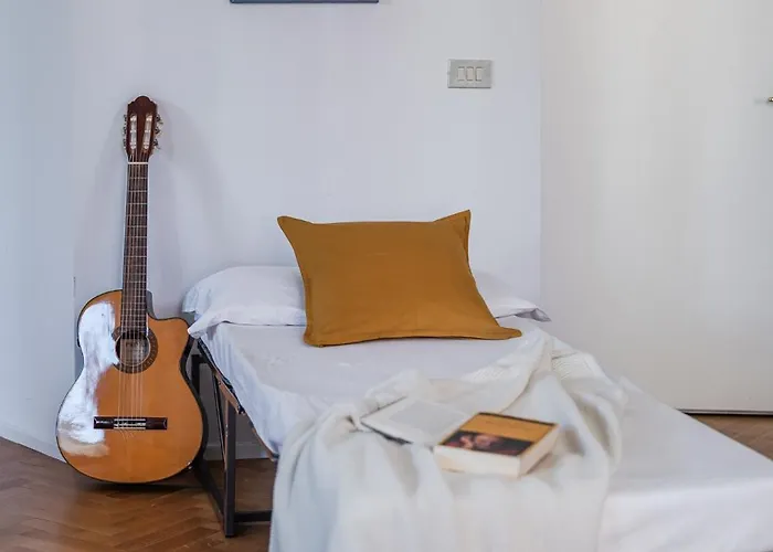 The Morning Sound - Isola Premium Penthouse