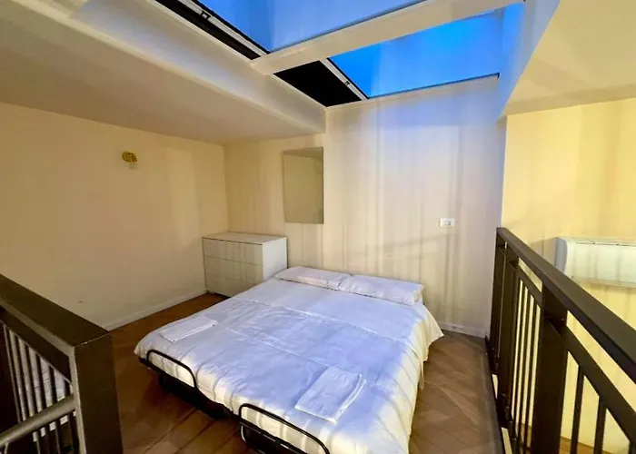 Loft The Palm - Metro M2, Spazioso & Parcheggio Apartman *