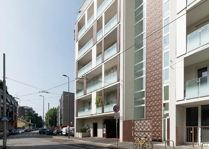 Guesthost - Comfy Apartamento Milán
