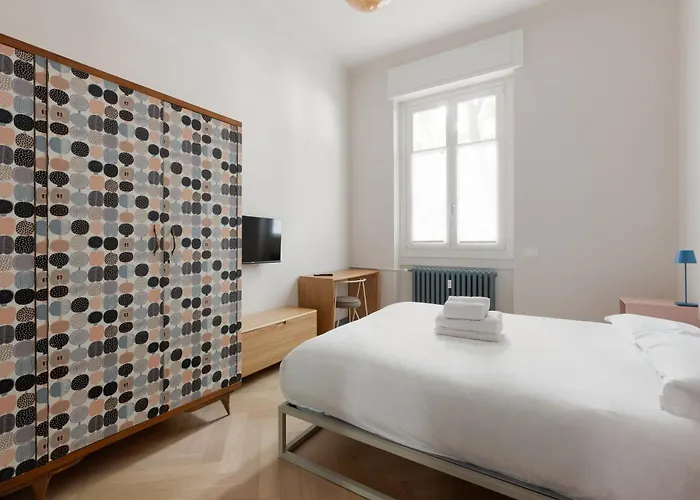 Guesthost - Piazza Ascoli Cosy Daire Milano