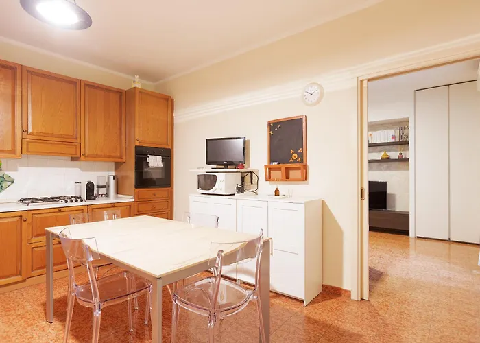 Appartement Guesthost - Arco Della Pace *