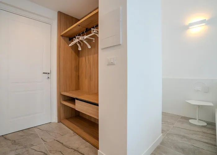 Italianflat - Vandom 1 Duomo Foresteria Lombarda 3*