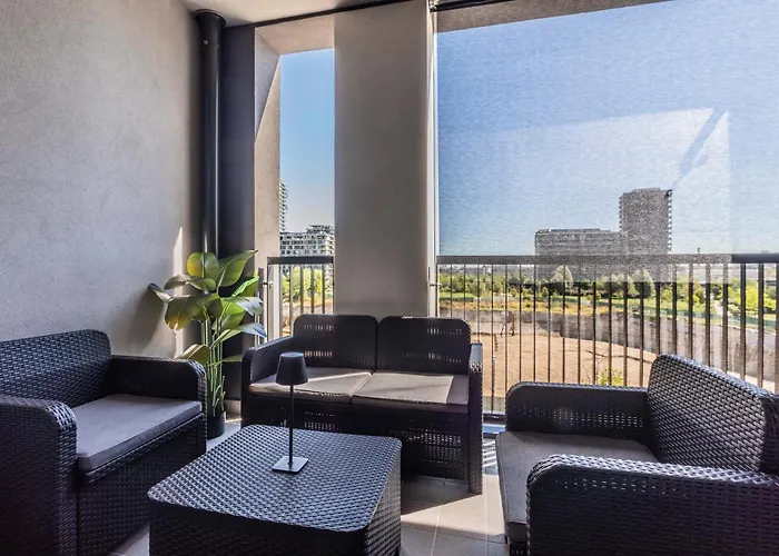 Prime Living Merlata - Balcony Daire *
