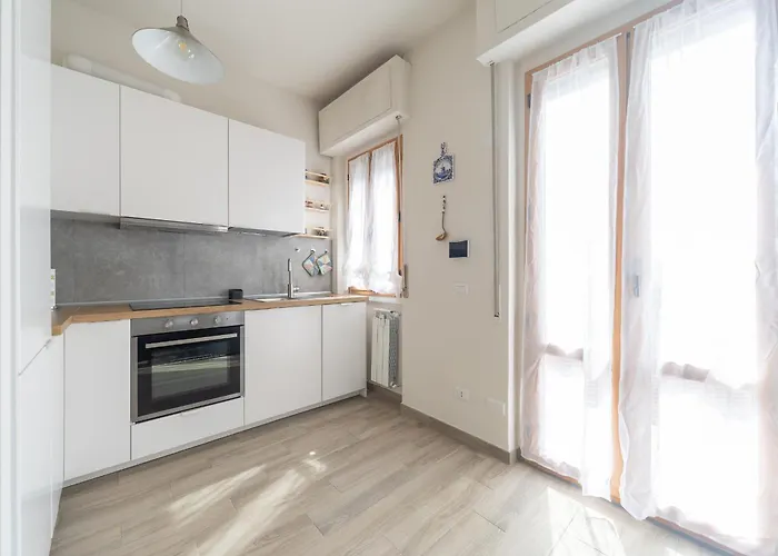 Stylish Porta Romana With Terrace Апартаменты *