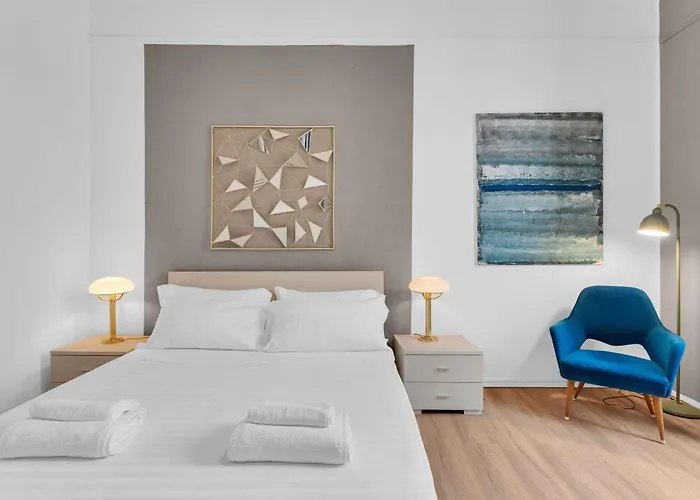Alzaia Naviglio Grande 40 아파트 밀라노